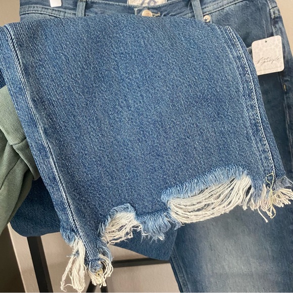 NWT SOLD HOST PICK Free People Maggie Mid Rise Jeans - Picture 5 of 6